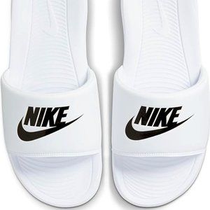 New NIKE Victori One Slide in White/Black-White